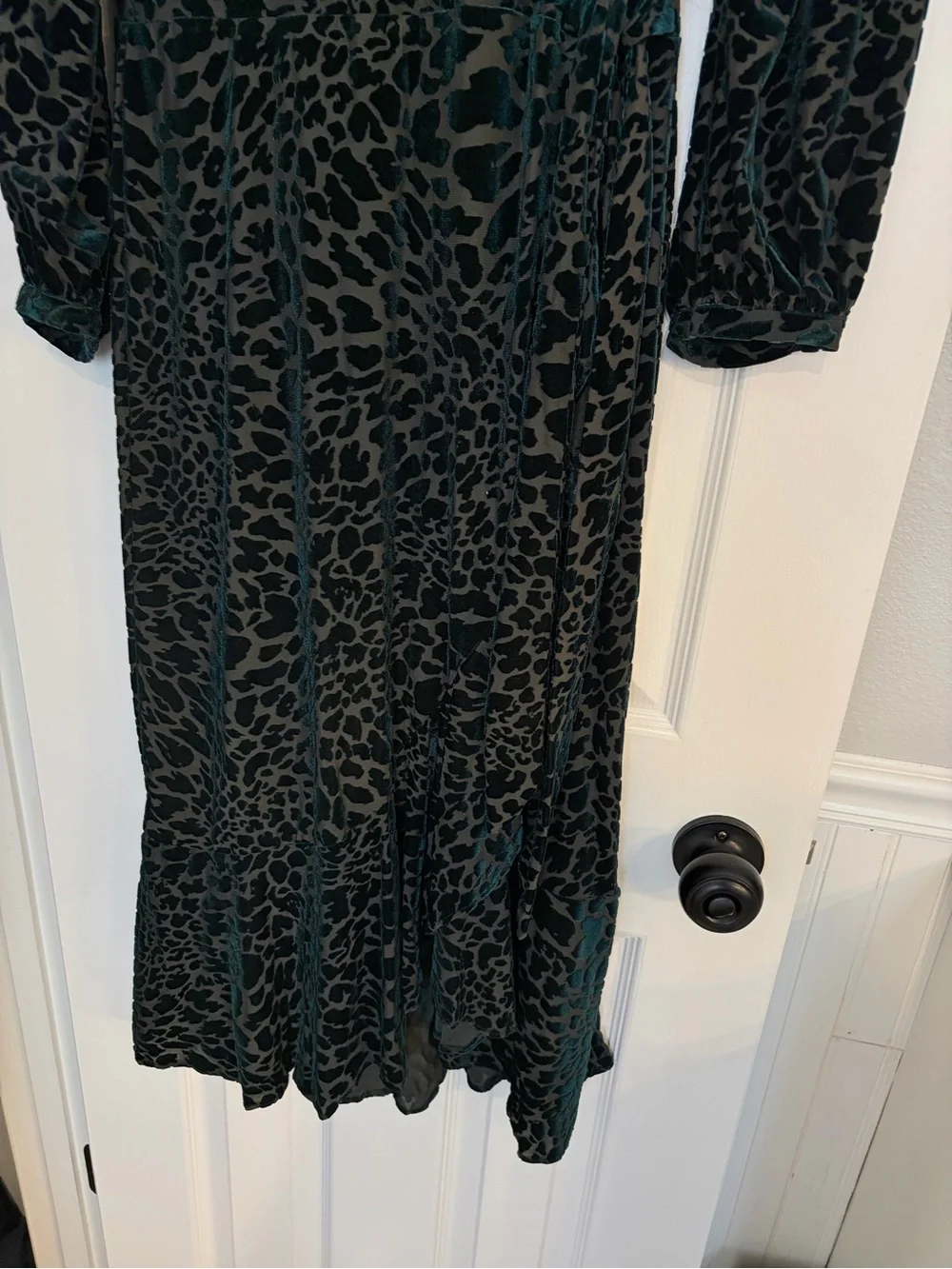 Calvin Klein Burnout Velvet Leopard Wrap Dress Green Size 8